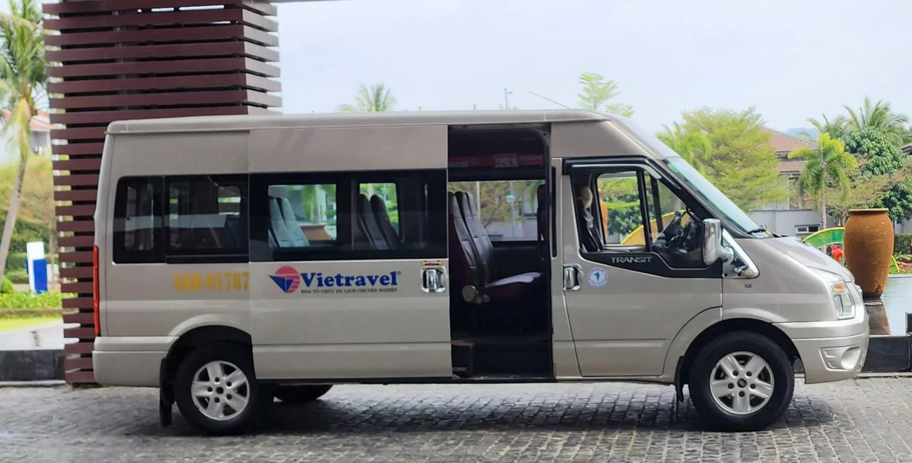 Xe 16 chỗ từ sân bay – Nam Đảo ( Cáp treo Hòn Thơm – Sunset Town – Bãi Sao – Khách sạn,….) hoặc ngược lại