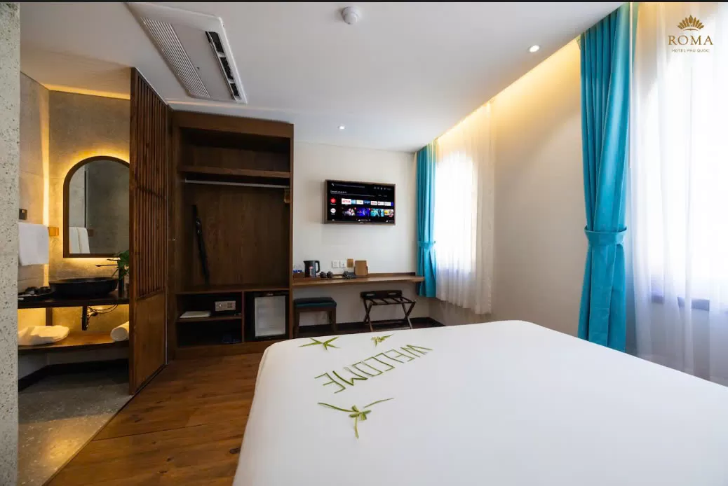 Combo 3N2Đ khách sạn Roma + Ăn sáng + phòng tiêu chuẩn