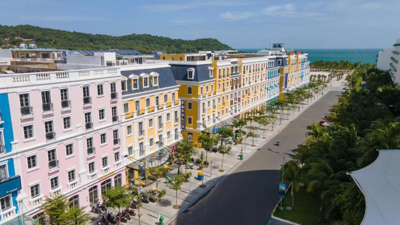 Combo 3N2Đ khách sạn 3 sao Paralia + Ăn sáng + phòng tiêu chuẩn